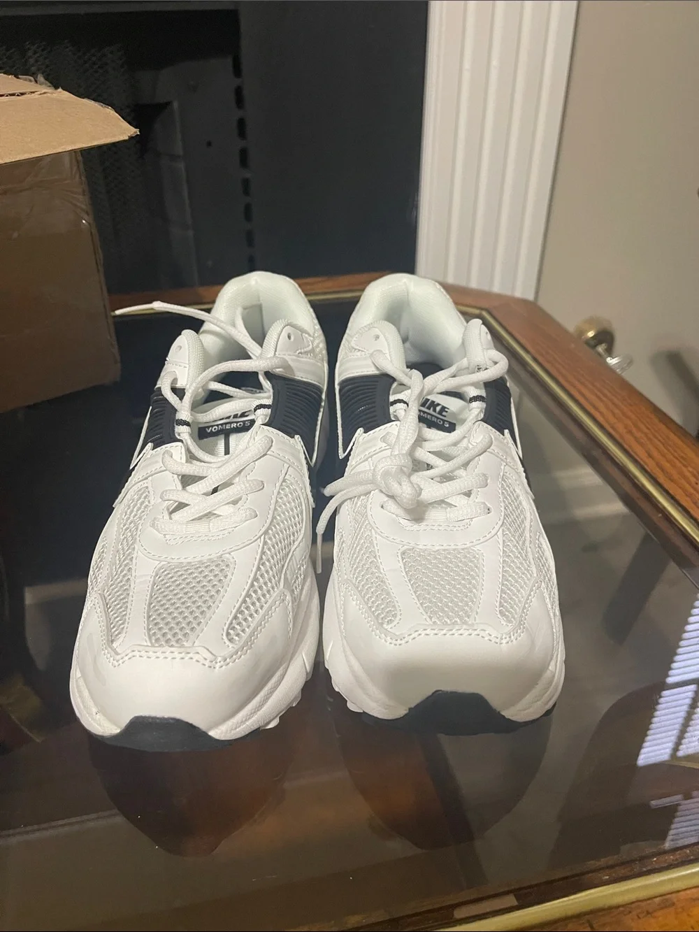 Nike White and Black Men's Athletic Sneakers